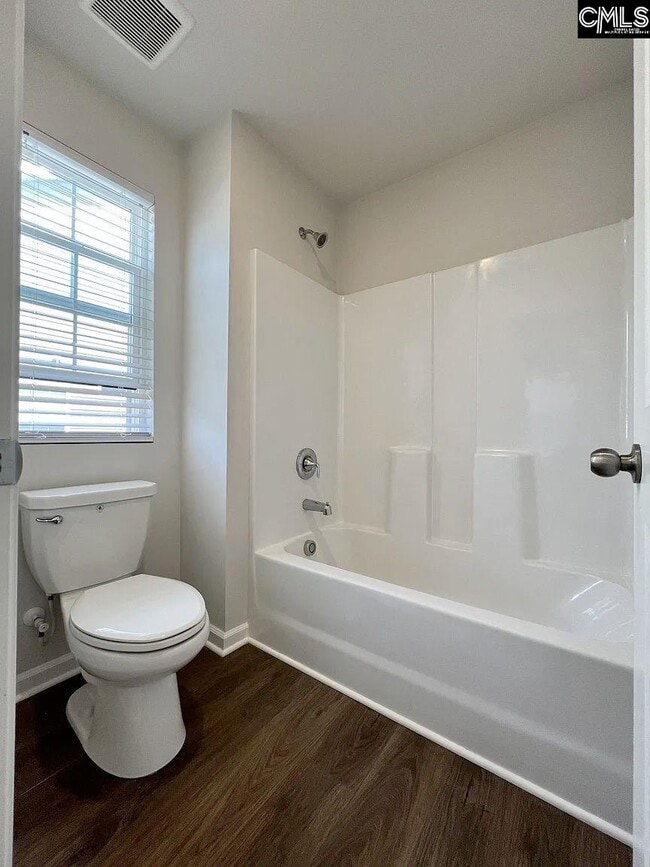 Building Photo - 199 Kitti Wake Dr