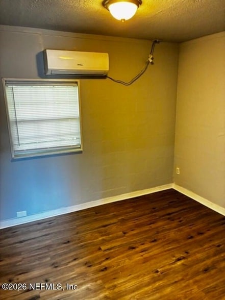 Building Photo - 2150 Inwood Terrace