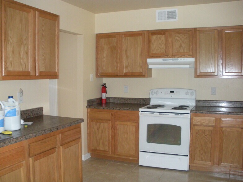Building Photo - 1108 Lebeau St