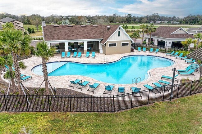 Building Photo - 12476 Oak Hill Way