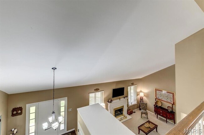 Building Photo - 14991 Broadmont Dr