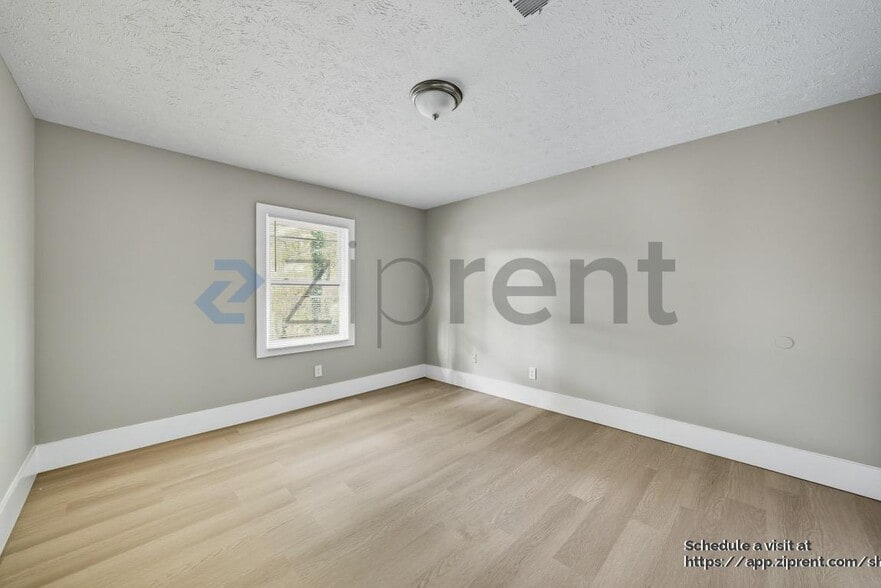 Building Photo - 723 Ford Pl