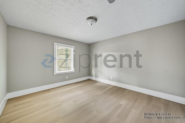 Building Photo - 721 Ford Pl