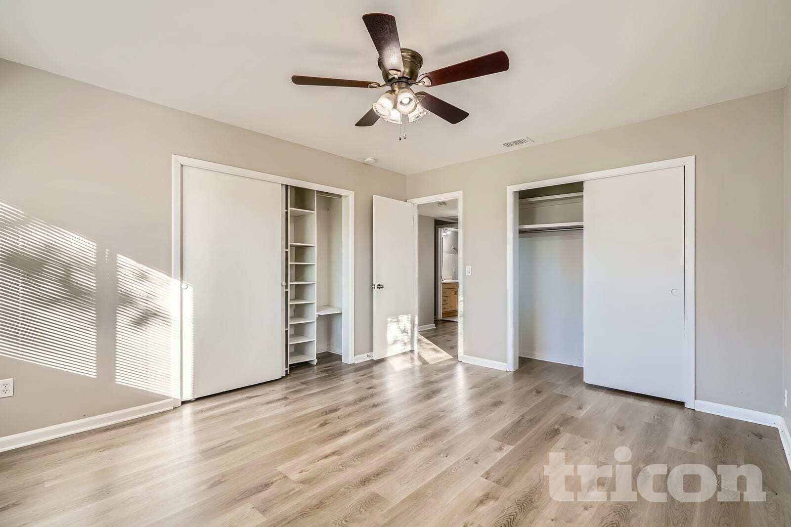 Building Photo - 2020 Magnolia Dr