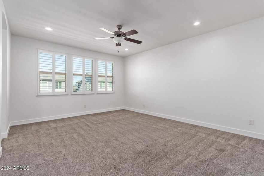 Building Photo - 3056 E Appaloosa Rd