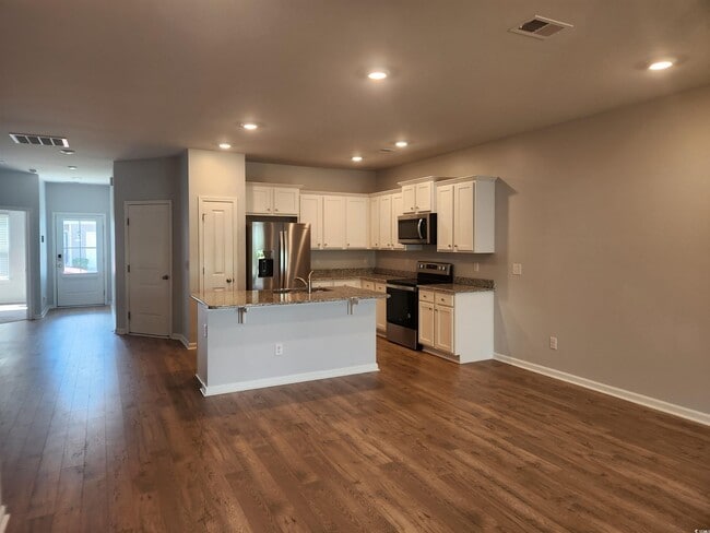 Building Photo - 174 Sea Shell Dr