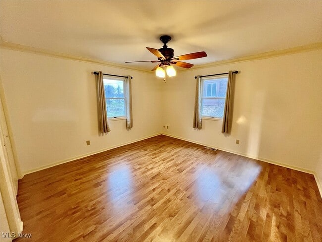 Building Photo - 301 Bogart Rd