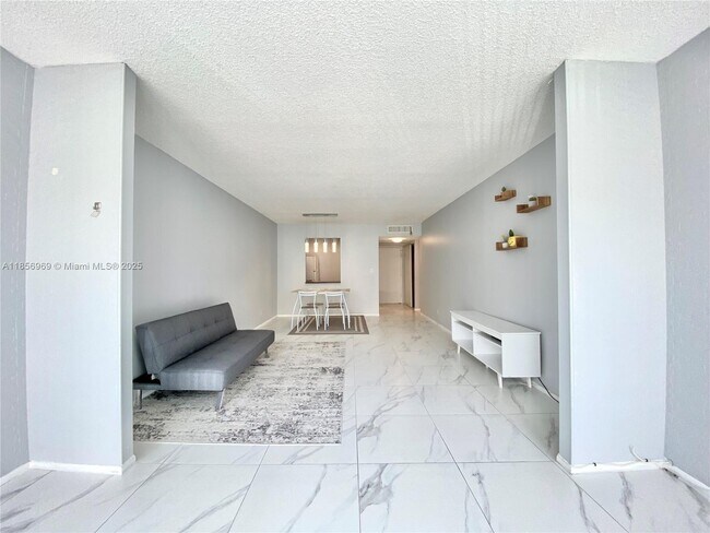 Building Photo - 601 Three Islands Boulevard