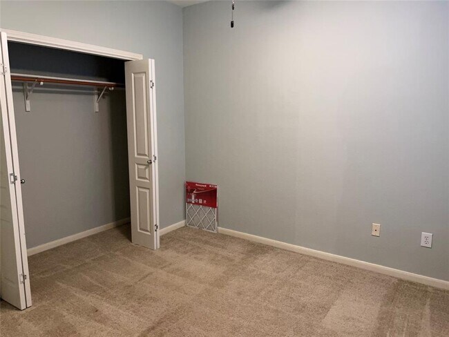 Building Photo - 4620 W William Cannon Dr