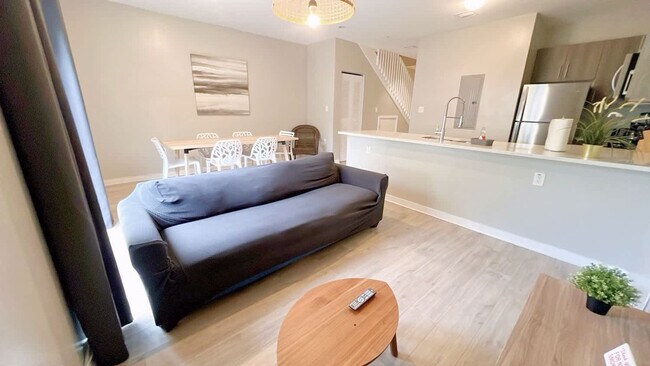 Primary Photo - 171 NW 158th St