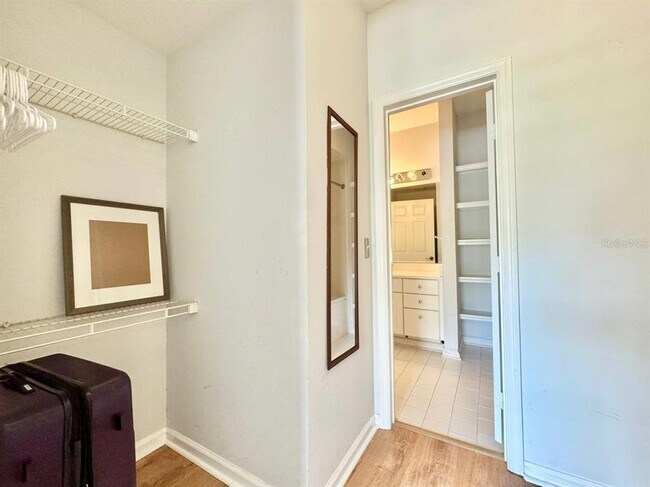 Building Photo - 800 S Dakota Ave