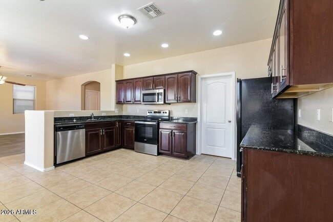 Building Photo - 42564 W Palmyra Ct