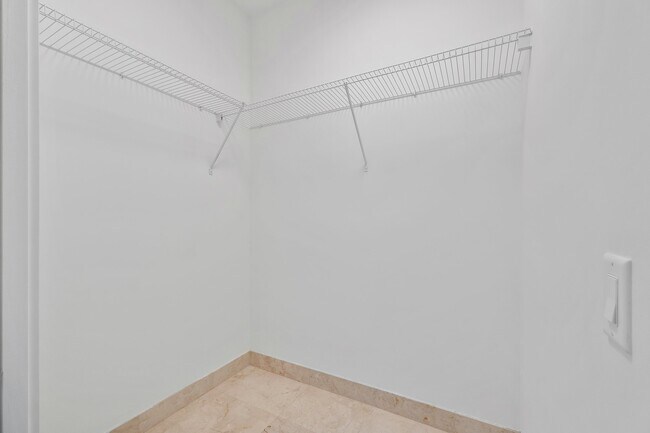 Building Photo - 3630 Gardens Pkwy