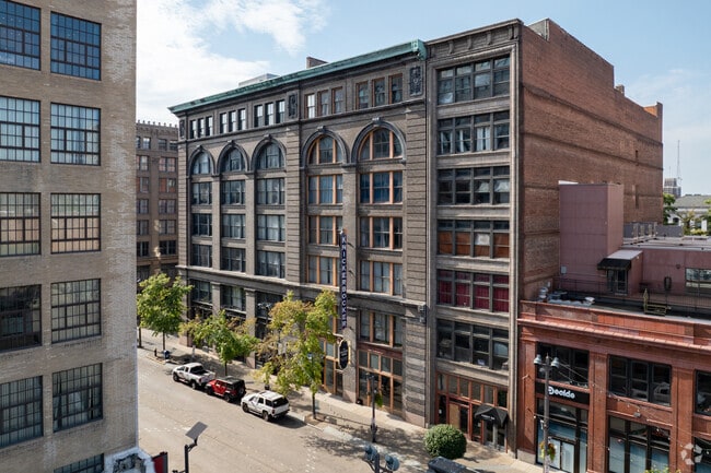 Building Photo - Denim Lofts
