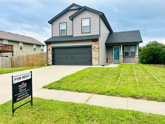 Building Photo - Beautiful Single Family Home, Sutter Woods...