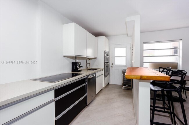 Building Photo - 525 Meridian Ave