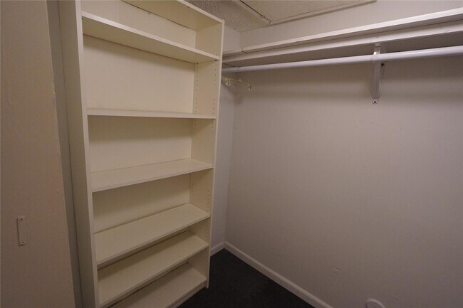 Building Photo - 11521 NW 10th St