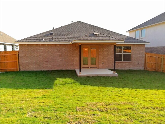 Building Photo - 852 Winnsboro Dr