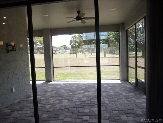 Building Photo - 248 E Cumberland Ct