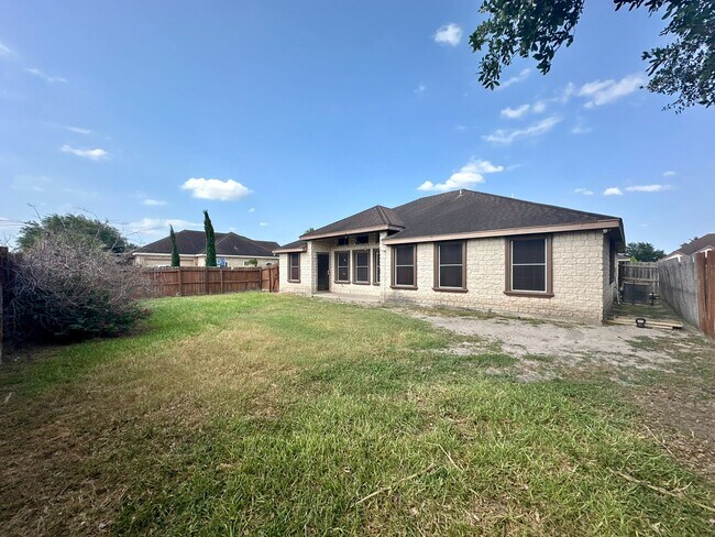 Building Photo - 1909 Ezekiel St