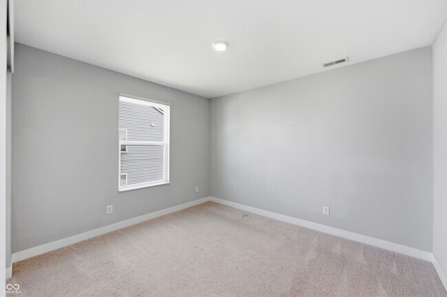 Building Photo - 221 Switchgrass Ln