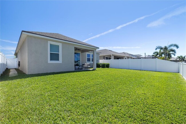 Building Photo - 13124 Rain Lily Dr