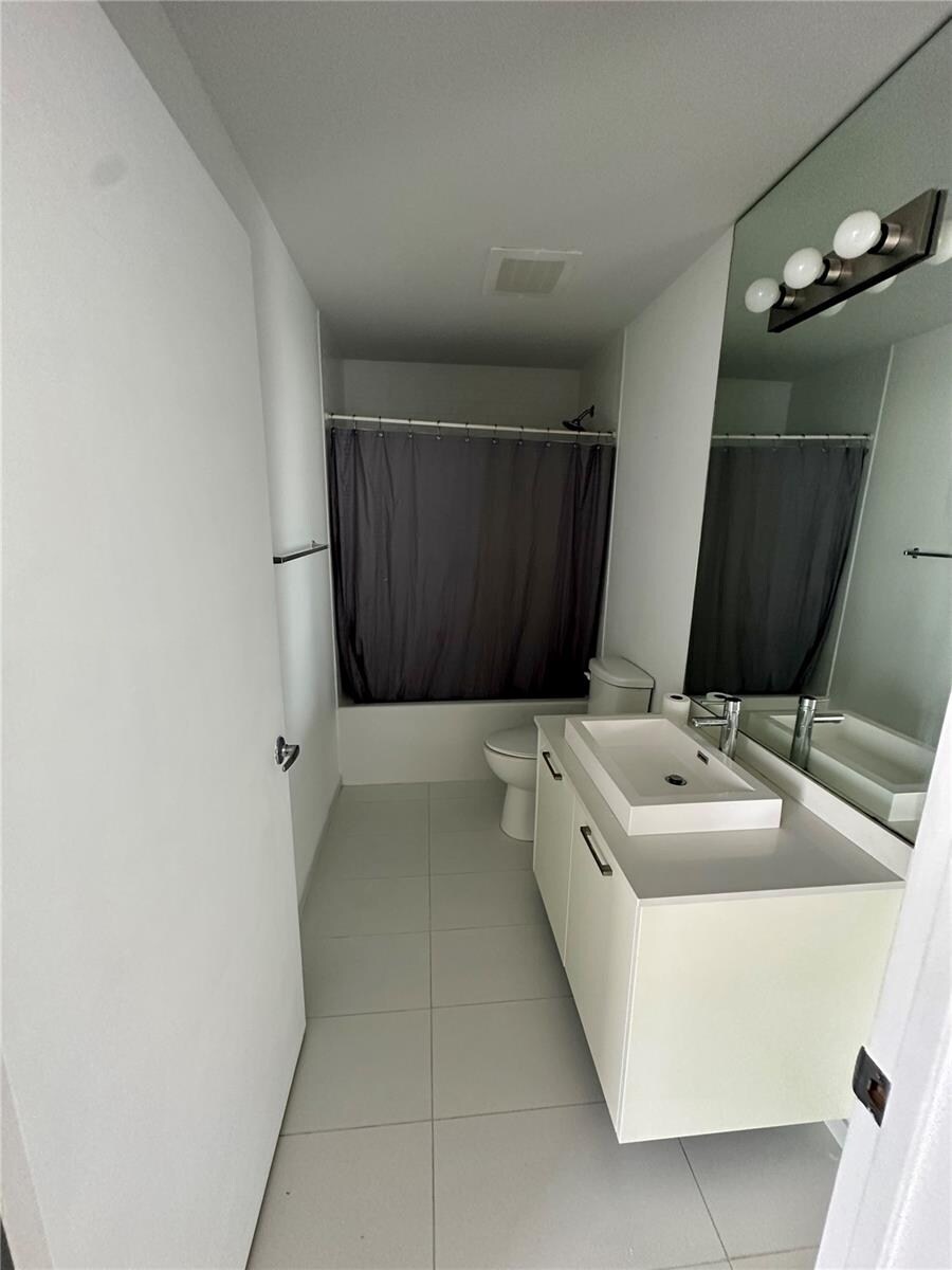 Building Photo - 151 SE 1st St