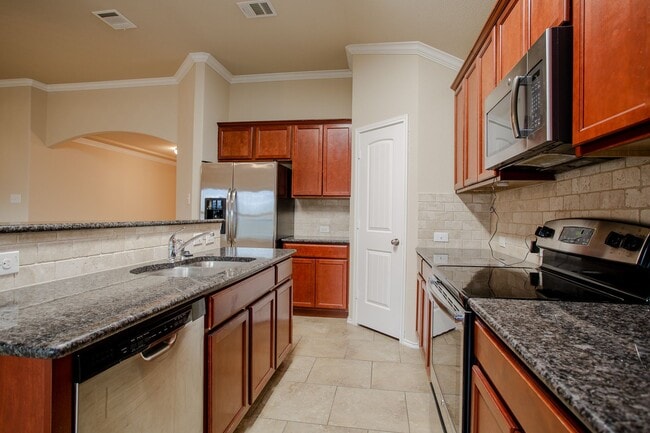 Building Photo - Beautiful & Modern 4/BR 2.5/BA Home for Rent in Hutto!