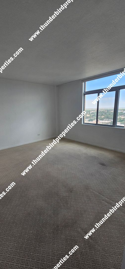 Building Photo - 1331 Park Ave SW