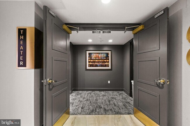 Building Photo - 616 E Street NW Unit 1007