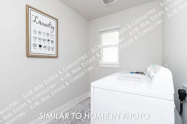 Building Photo - 6957 Poppy Ct