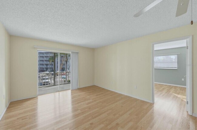 Building Photo - 4143 Heron Way
