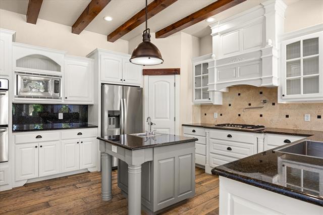 Building Photo - 2310 Vienna Dr