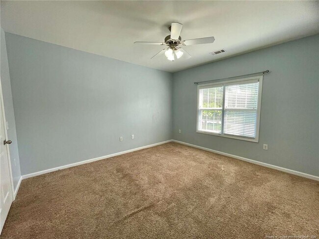 Building Photo - 635 Marshtree Ln