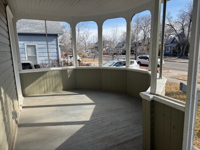 Building Photo - 1010 White Ave