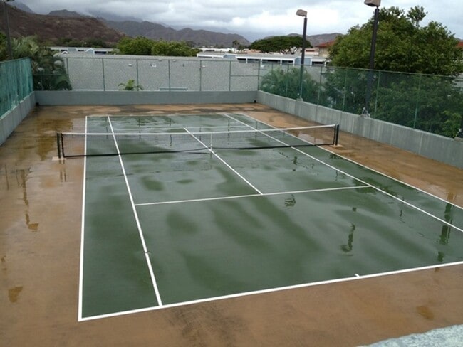 Building Photo - Windward Cove in Kailua