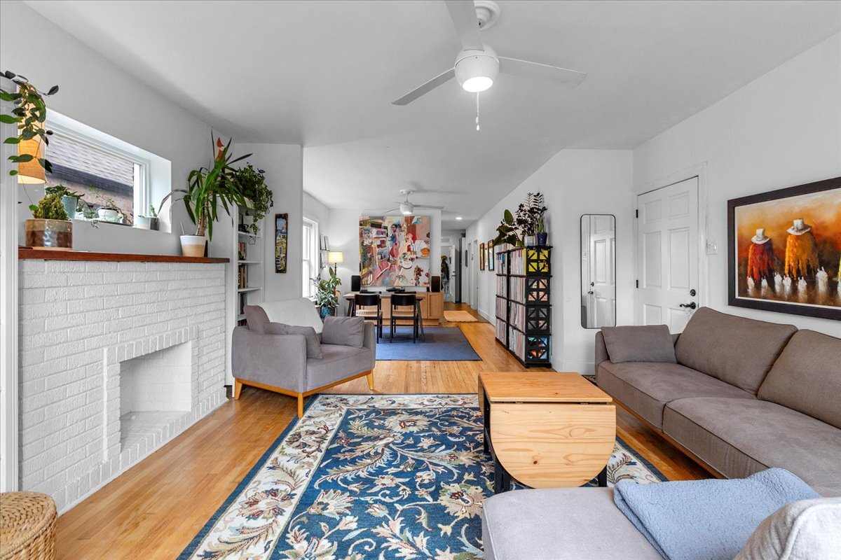 Building Photo - 2447 N Kildare Ave