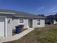 Building Photo - 2412 Vernon Ave S