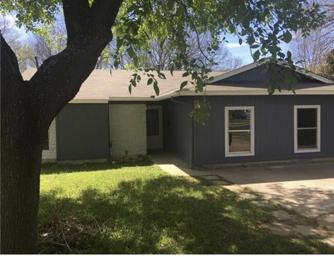 Building Photo - 4615 Quicksilver Blvd