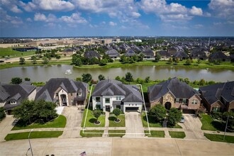 Building Photo - 28219 Enchanted Shores Ln