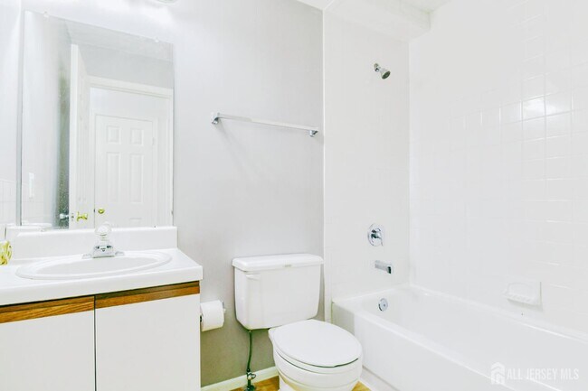 Building Photo - 226 Bexley Ln