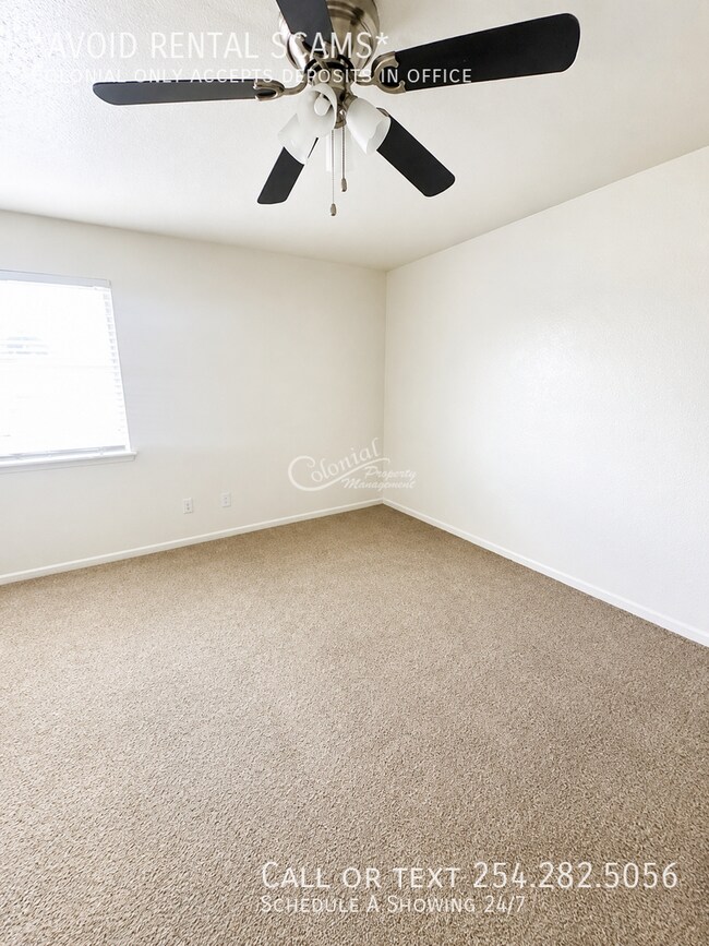 Building Photo - 3005 Cantabrian Dr