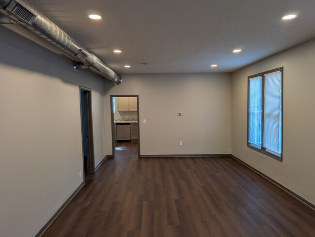 Building Photo - 4119 N 60th St