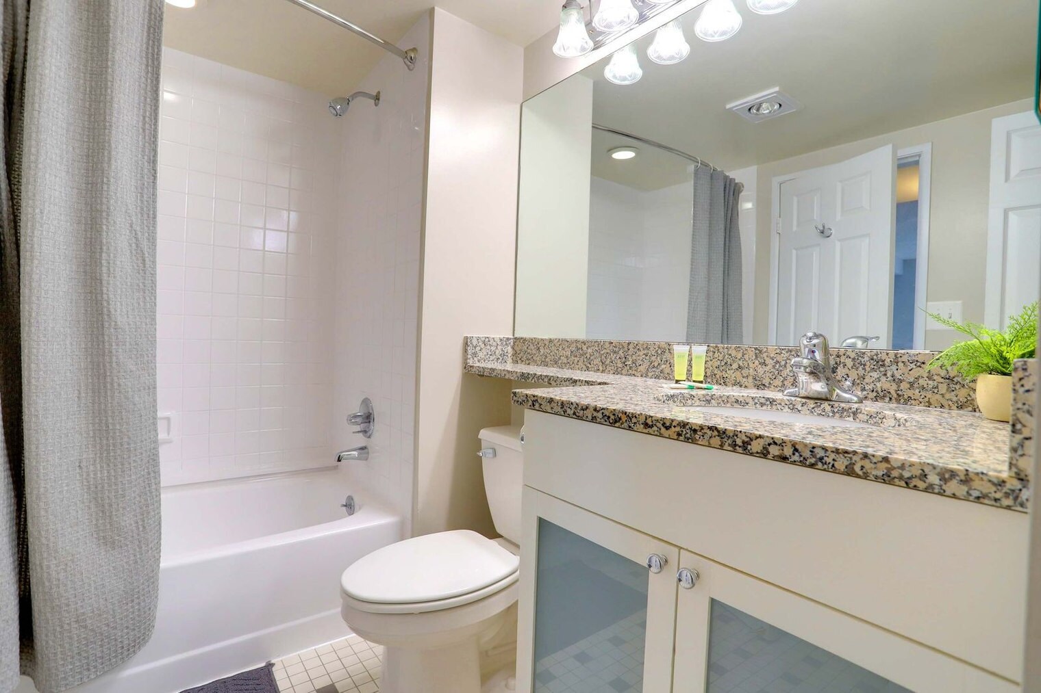 Building Photo - 401 12th St S