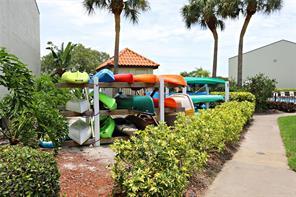Building Photo - 1515 Pinellas Bayway S
