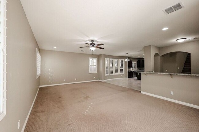 Building Photo - COMING SOON! Great Location!Stunning 6-bedroom Plus 7, 4.5-bathroom home located in Chandler