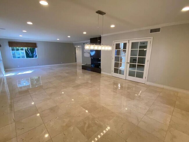 Building Photo - 4 Rent now at Calvena Drive