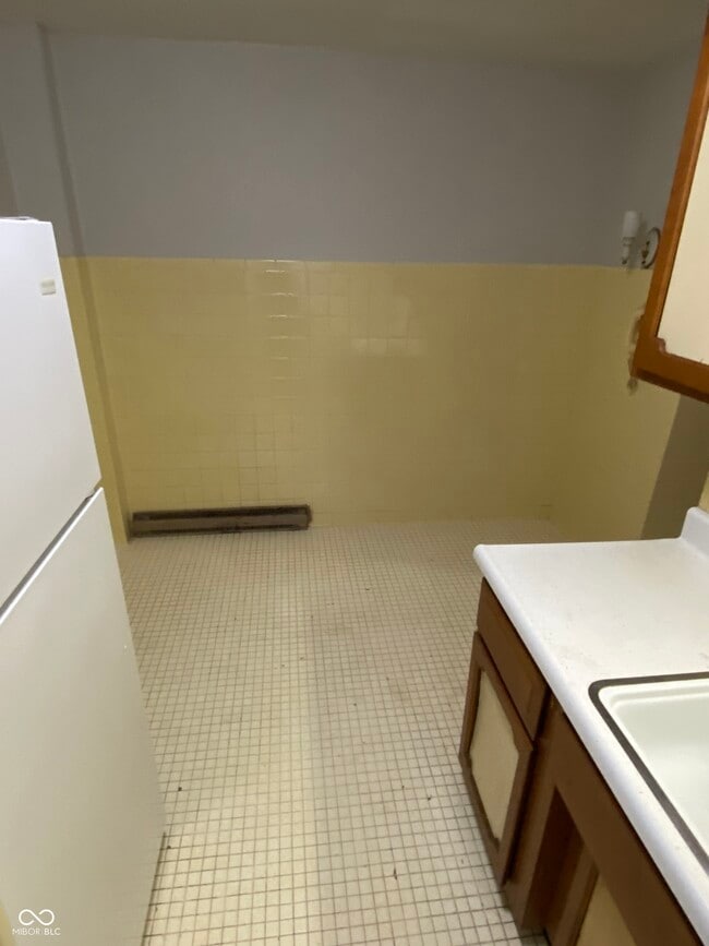 Building Photo - 5358 Winthrop Ave