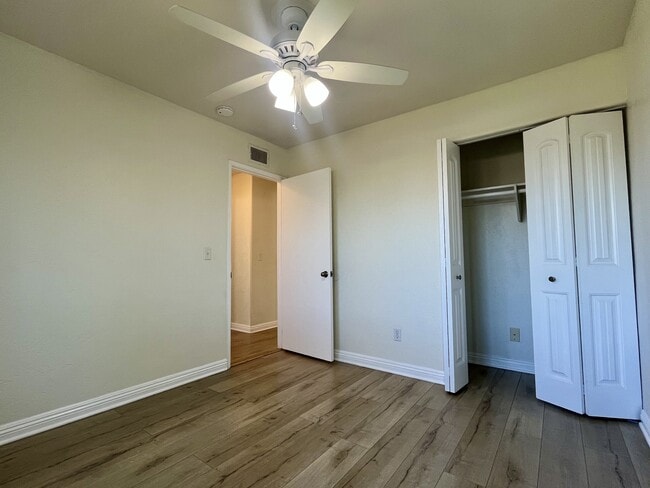 Building Photo - 5436 Mantua Ct