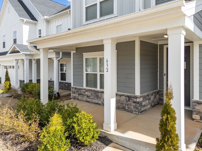 Building Photo - Modern 5-Bed, 4-Bath Family Home with Garage & Pool Access – Devon Square